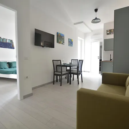 7th Floor - Donoratico *