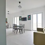 7th Floor - Donoratico